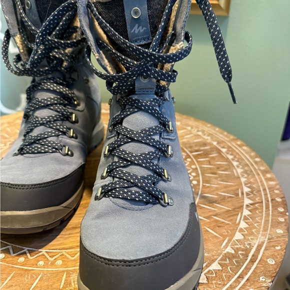 Quechua Shoes - Quechua Women’s Blue and Black Hiking Boots - Size 11